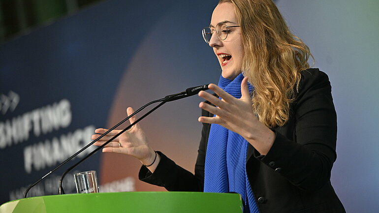 Fraktionsvorsitzende Katharina Dröge MdB hielt die Eröffnungsrede.