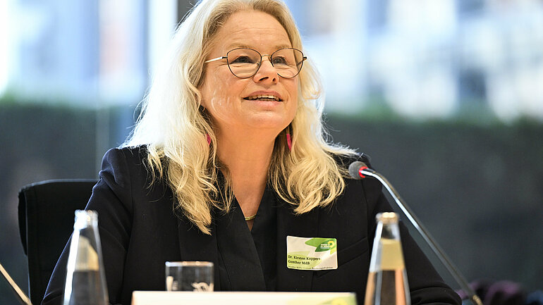 Dr. Kirsten Kappert-Gonther, amtierende Vorsitzende des Gesundheitsausschusses, in einem Wokshop zum Thema "Umgang mit Menschen in psychischen Krisen".
